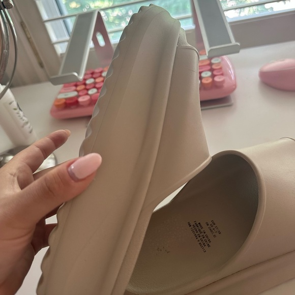 Beige Platform Slides - Picture 3 of 5